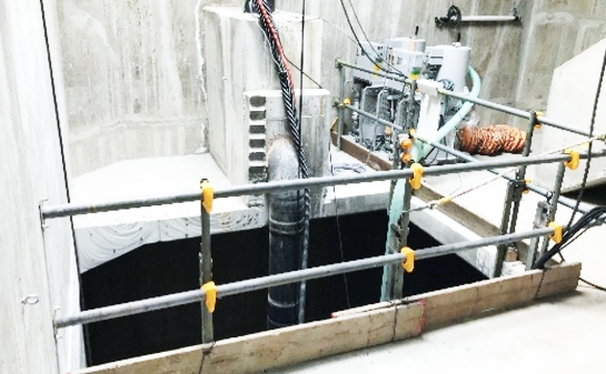 配管材料の搬入・搬出用の開口設置の画像