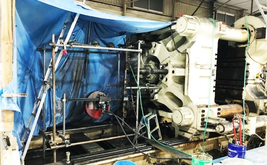 プレス機切断の画像